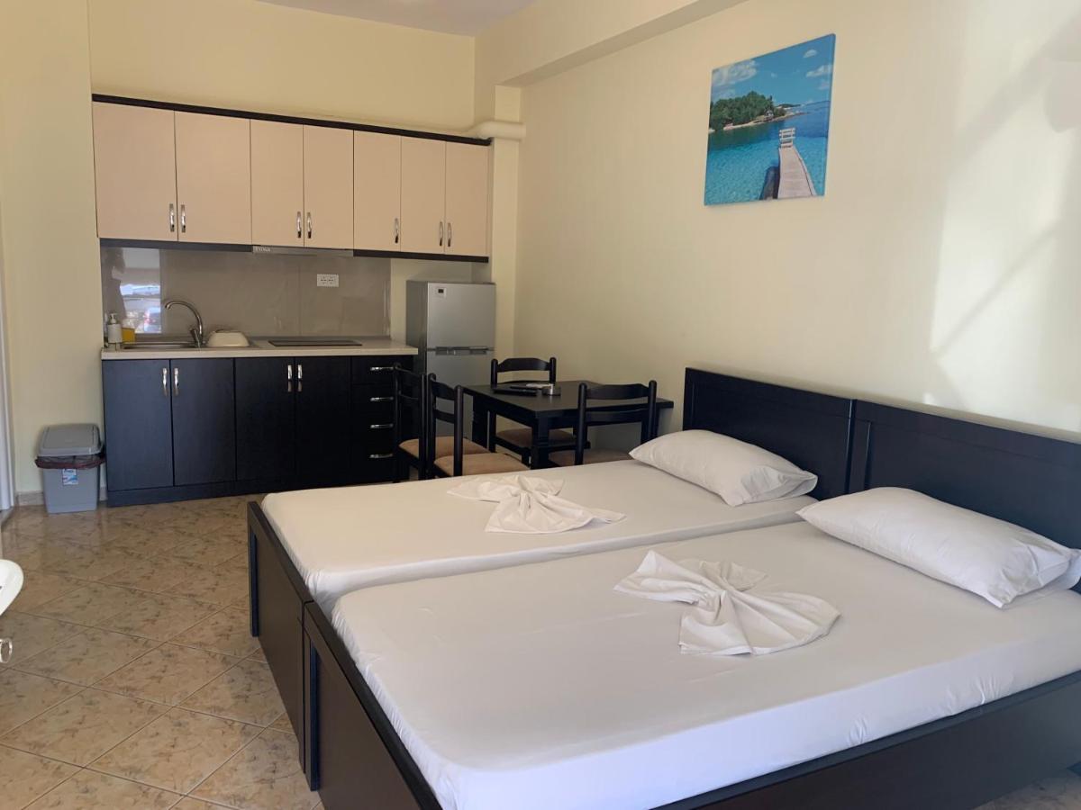 Guesthouse A&F Ksamil Kültér fotó